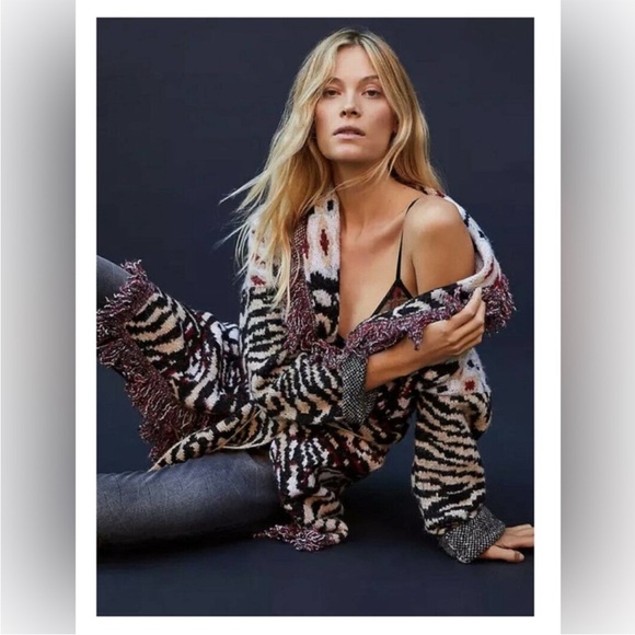 By Anthropologie Paloma Fringed Animal Print Cardigan Sweater - Picture 3 of 16